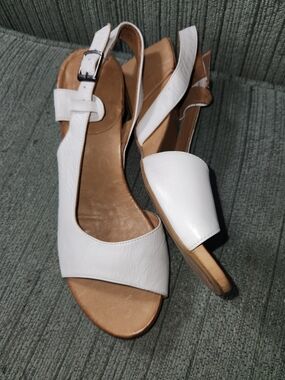 🍉Bueno White Slingback Sandals
